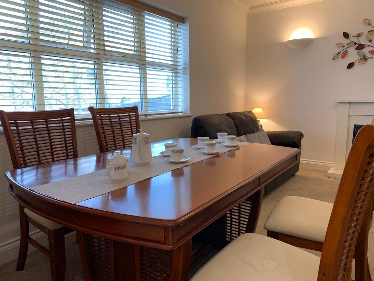 Bournemouth Beachfront Retreat 3 Bedroom 3 Bathroom Seaside B&B With Free Parking Exteriör bild